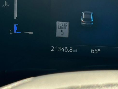 Certified 2025 Ford Escape ST-Line w/ Tech Pack #1 AWD/4WD image 24
