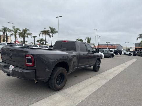 Used 2024 RAM 3500 Laramie w/ Night Edition AWD/4WD image 8