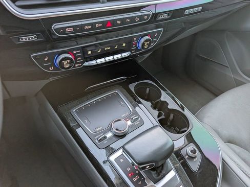 Used 2019 Audi Q7 3.0T Premium Plus w/ Premium Plus Package image 16