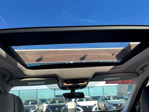 Certified 2025 Nissan Rogue SV w/ SV Premium Package image 24