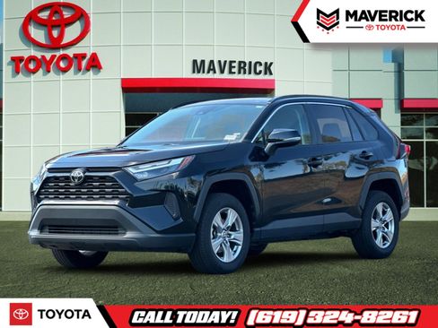 Used 2023 Toyota RAV4 XLE image 1