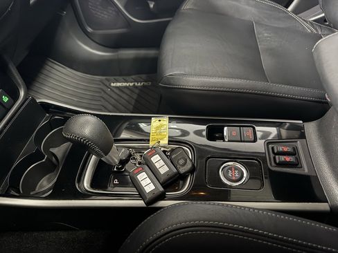 Used 2020 Mitsubishi Outlander GT image 15