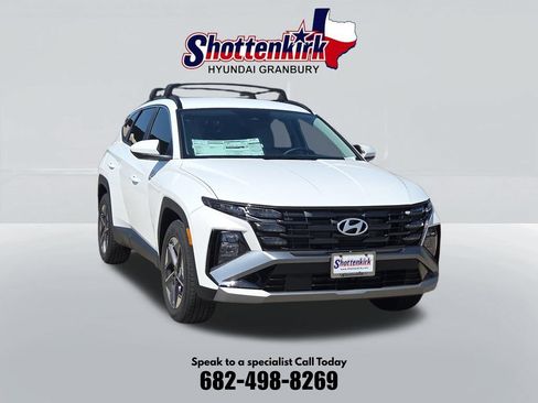 Used 2026 Hyundai Tucson SEL FWD image 3