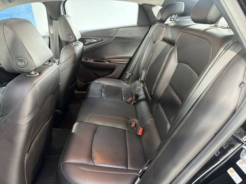 Used 2018 Chevrolet Malibu LT w/ True North Edition FWD image 18