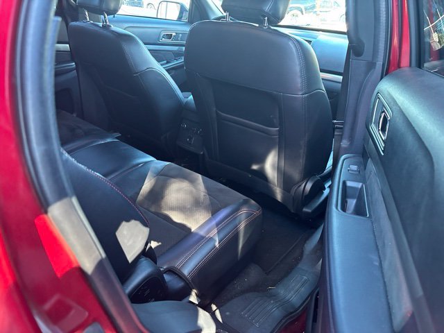 Used 2019 Ford Explorer XLT w/ Equipment Group 202A FWD image 10