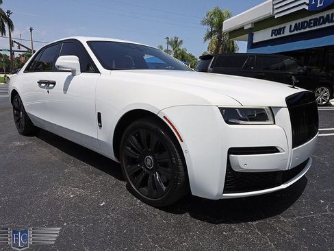 Used 2024 Rolls-Royce Ghost AWD/4WD image 4
