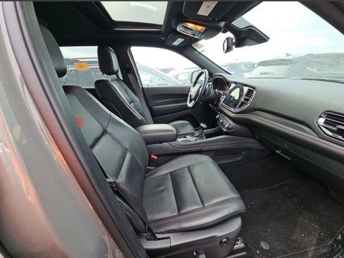 Used 2025 Dodge Durango GT AWD/4WD image 8
