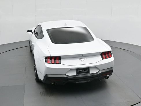 Certified 2024 Ford Mustang Coupe image 38