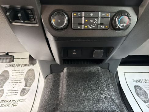 Used 2022 Ford F250 XL w/ Power Equipment Group AWD/4WD image 23