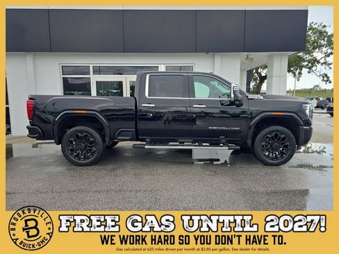 New 2025 GMC Sierra 2500 Denali w/ Denali Reserve Package AWD/4WD image 5