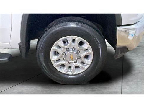 Used 2022 Chevrolet Silverado 2500 LTZ w/ Safety Package image 19