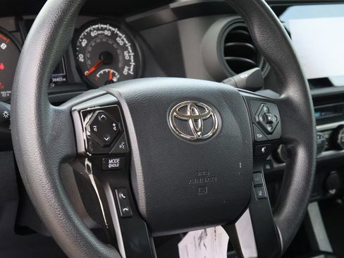 Used 2023 Toyota Tacoma SR AWD/4WD image 17