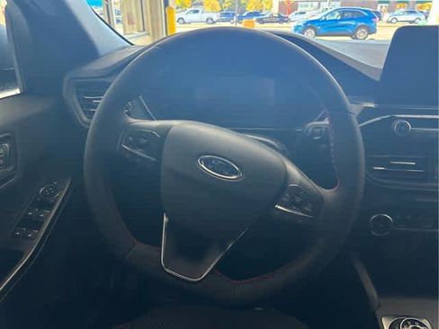 New 2025 Ford Escape ST-Line w/ Cold Weather Package image 8