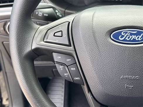 New 2024 Ford Edge SE image 21