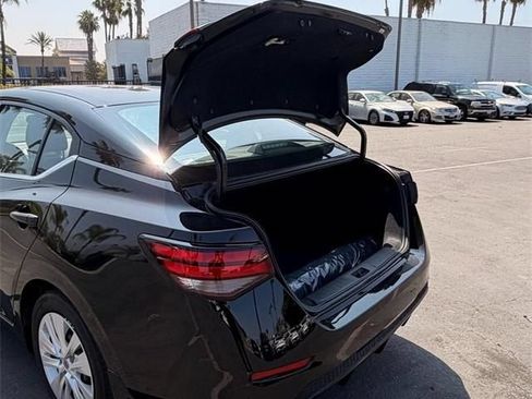 Used 2025 Nissan Sentra S FWD image 8