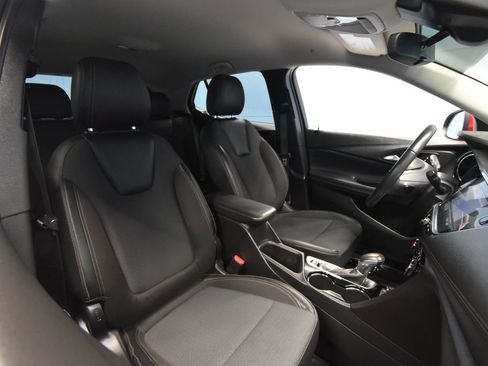 Used 2021 Buick Encore GX Preferred w/ Cold Weather Comfort Package image 24