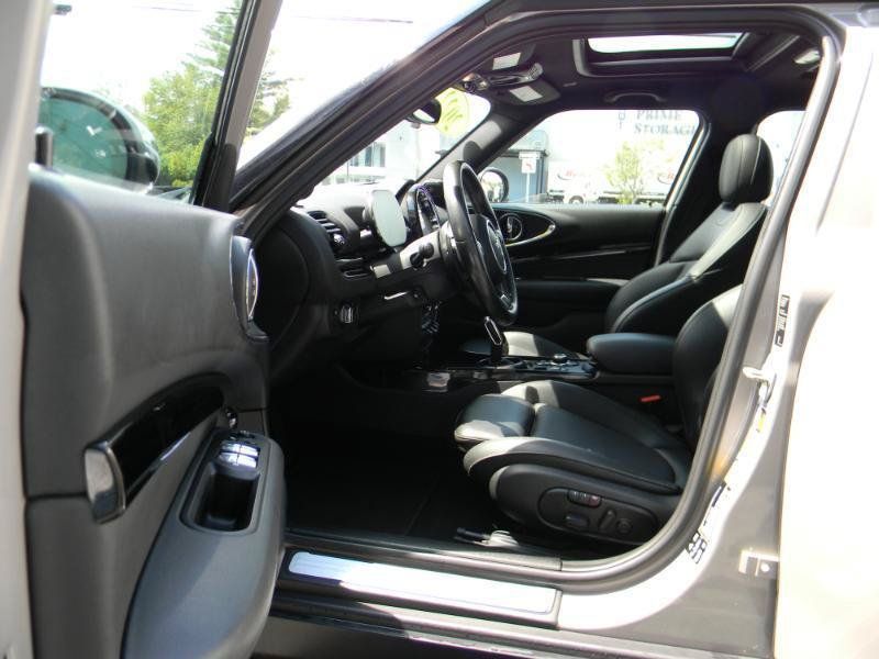 Used 2022 MINI Cooper Clubman S w/ Premium Package AWD/4WD image 11