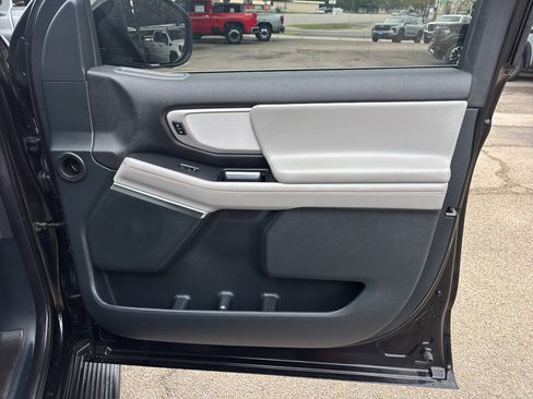 Used 2025 Ford Expedition Max Active RWD image 16