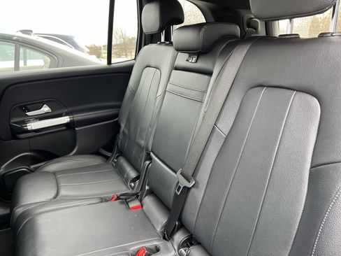 Certified 2020 Mercedes-Benz GLB 250 image 33