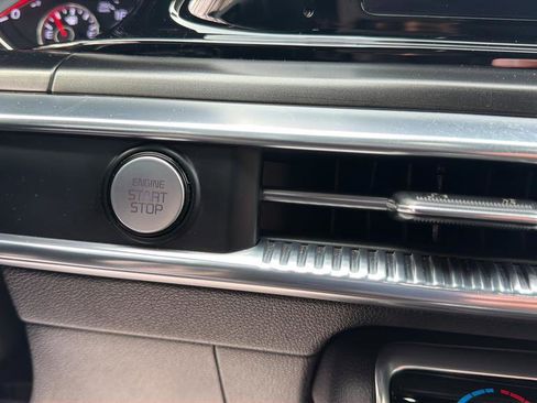 Used 2024 Kia K5 GT image 32