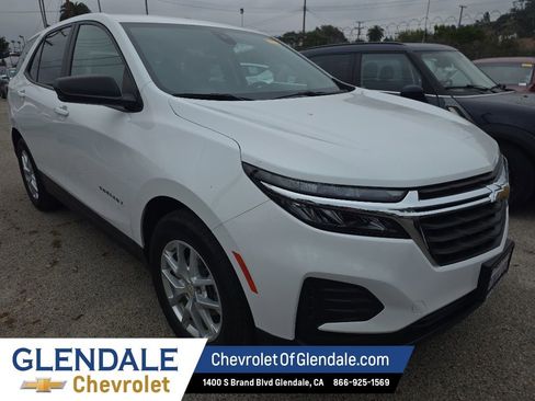 Used 2022 Chevrolet Equinox LS w/ LS Convenience Package FWD image 8
