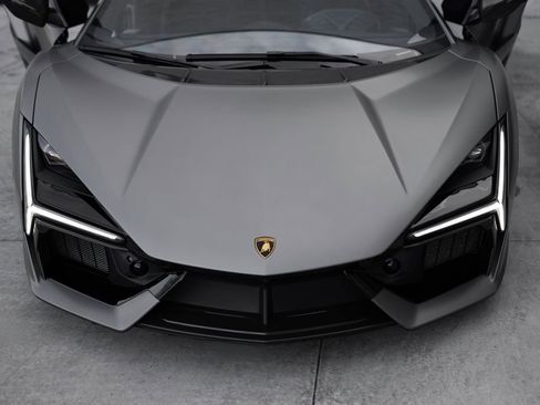 Used 2025 Lamborghini Revuelto AWD/4WD image 4