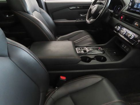 Used 2023 Honda Pilot TrailSport image 25