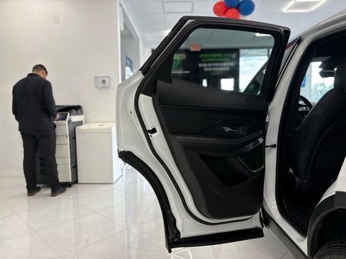 Used 2020 Jaguar E-PACE R-Dynamic HSE image 44