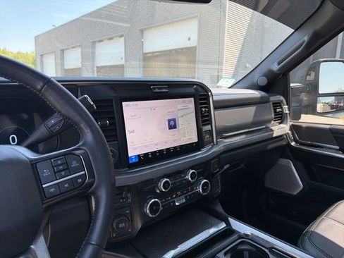 Used 2025 Ford F350 Platinum AWD/4WD image 15