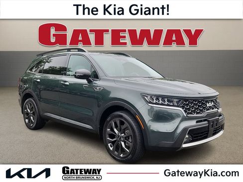 Certified 2022 Kia Sorento X-Line EX AWD/4WD image 1