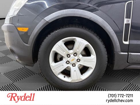 Used 2014 Chevrolet Captiva Sport LS image 9