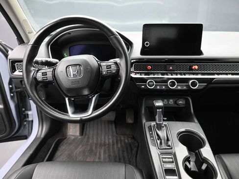 Used 2022 Honda Civic Touring image 12