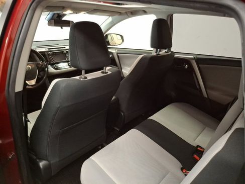 Used 2018 Toyota RAV4 XLE image 13