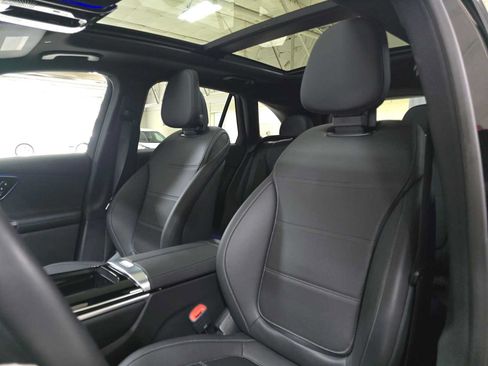 Certified 2026 Mercedes-Benz GLC 300 4MATIC image 21