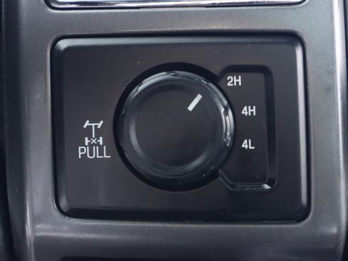 Used 2018 Ford F150 XLT w/ Equipment Group 302A Luxury image 29