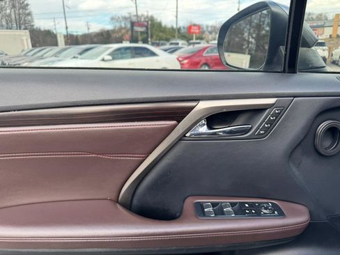 Used 2018 Lexus RX 350L FWD image 9