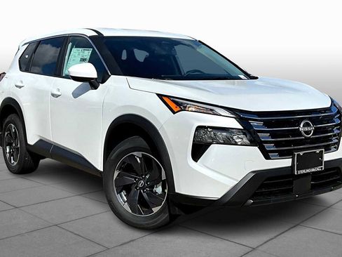 Certified 2025 Nissan Rogue SV FWD image 2
