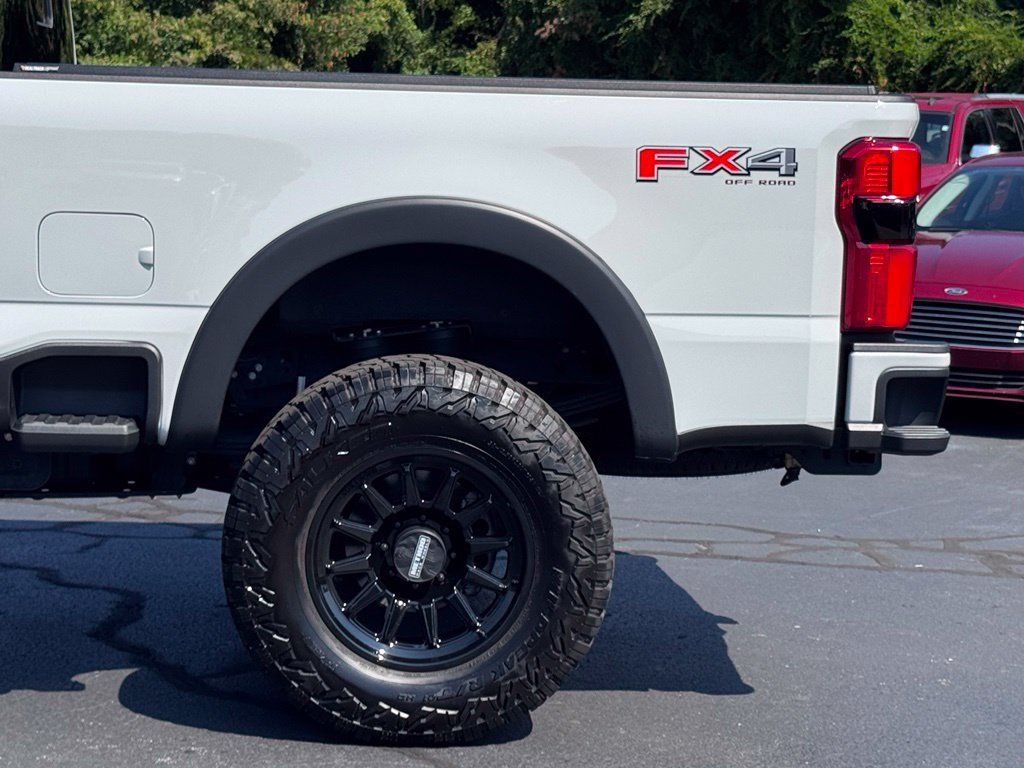 Used 2025 Ford F250 Platinum AWD/4WD image 48