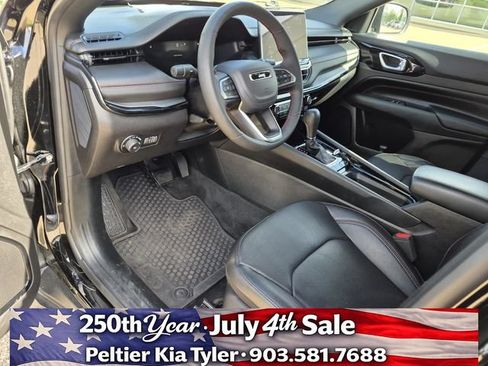 Used 2025 Jeep Compass Trailhawk w/ Trailhawk Elite Group AWD/4WD image 21