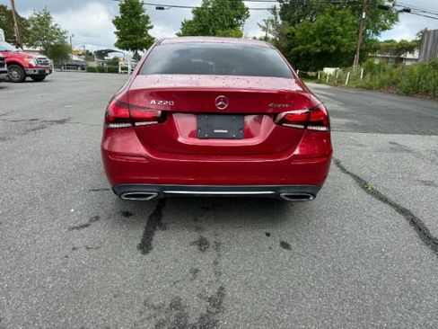 Used 2021 Mercedes-Benz A 220 4MATIC w/ Premium Package image 5