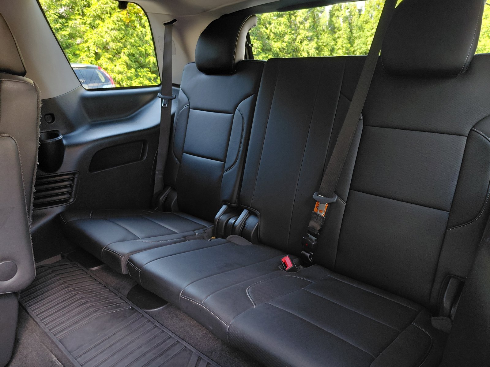 Used 2018 GMC Yukon SLT w/ Premium Edition AWD/4WD image 21