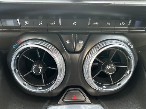 Used 2021 Chevrolet Camaro LT image 12