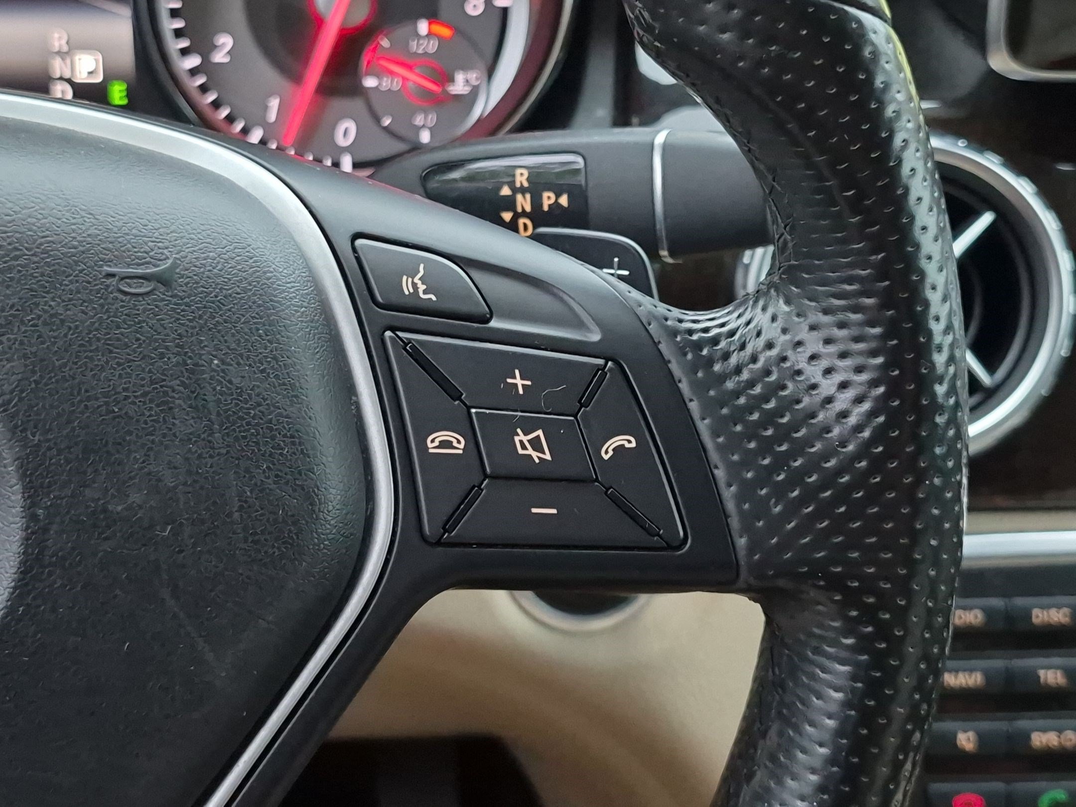 Certified 2015 Mercedes-Benz GLA 250 4MATIC image 15