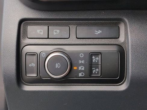 Used 2024 Ford F250 Lariat w/ Chrome Package image 16