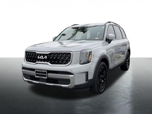 Certified 2023 Kia Telluride EX X-Line AWD/4WD image 3