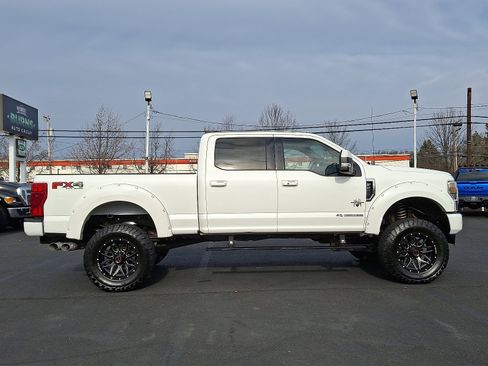 Used 2020 Ford F250 Lariat w/ Lariat Ultimate Package image 12
