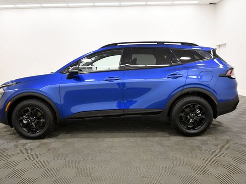 Certified 2025 Kia Sportage X-Pro AWD/4WD image 4