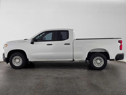 Used 2020 Chevrolet Silverado 1500 W/T RWD image 6