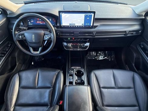 Certified 2024 Lincoln Corsair AWD image 28