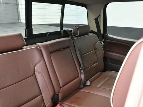 Used 2017 Chevrolet Silverado 1500 High Country AWD/4WD image 13